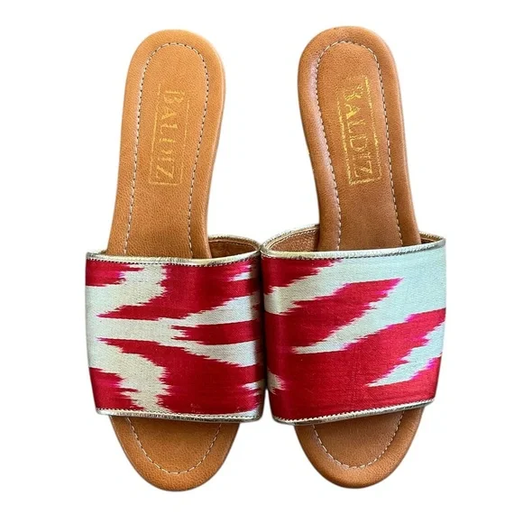 Baldiz Boho Magenta & Metallic Gold Ikat Silk Slide Sandals Size 37 (7 US) EUC - Picture 8 of 8